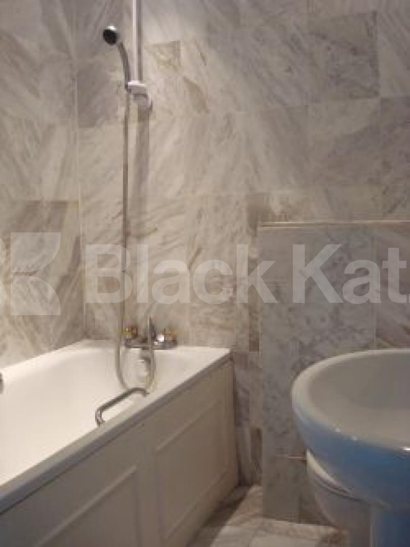 			New Instruciton, 2 Bedroom, 1 bath, 1 reception Flat			 Cochrane Close, ST JOHNS WOOD